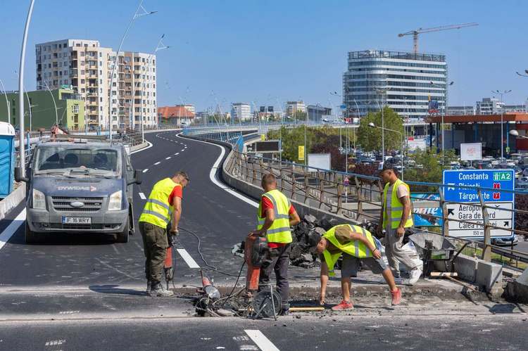 ANUNȚ Pasajul Basarab se redeschide complet de lunea viitoare FOTO