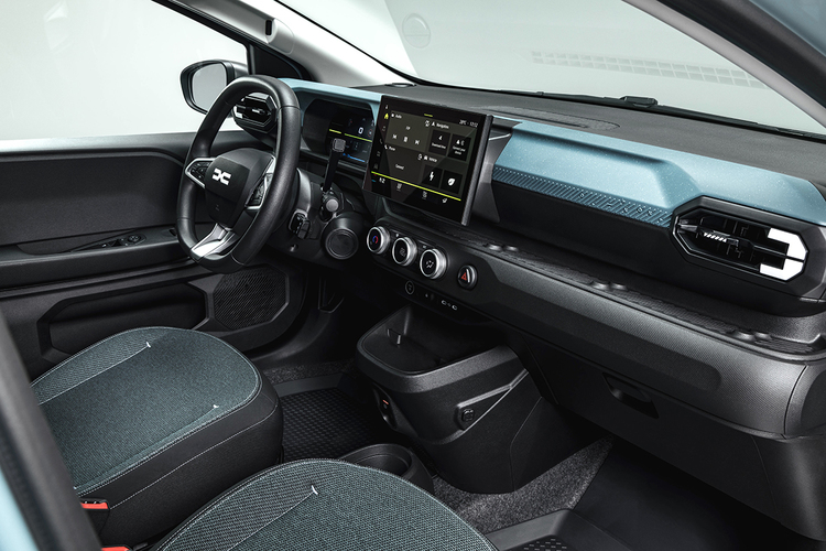 VIDEO&FOTO PREMIERĂ MONDIALĂ Noua Dacia Spring, mutare decisivă în lupta cu chinezii: Prima mașină Dacia electrică fabricată în Europa este mai mare decât toți concurenții