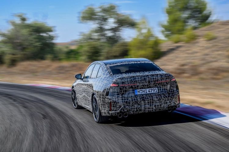 FOTO BMW prezintă noul Seria 3, cu motoare mild-hybrid cu 4 și 6 cilindri