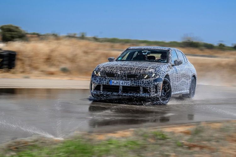 FOTO BMW prezintă noul Seria 3, cu motoare mild-hybrid cu 4 și 6 cilindri
