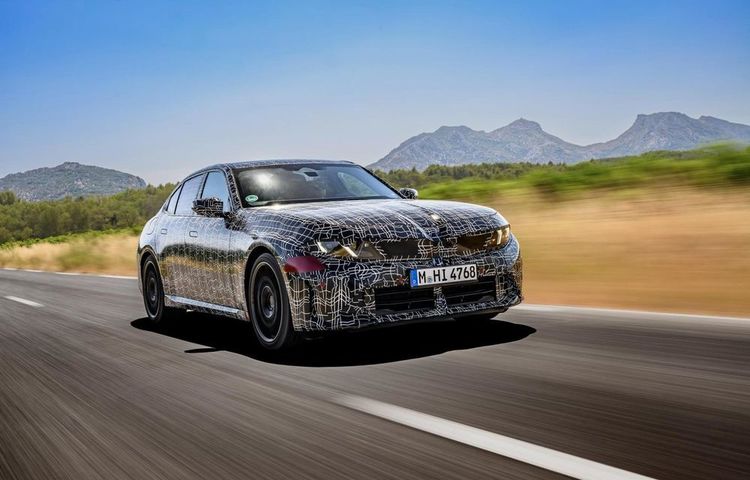 FOTO BMW prezintă noul Seria 3, cu motoare mild-hybrid cu 4 și 6 cilindri