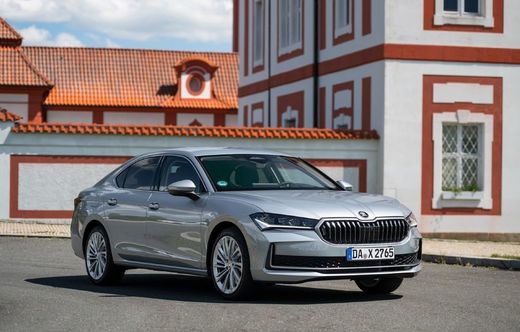 Model celebru auto gata să dispară. Skoda poate retrage din producție unul dintre modele. Vision O poate înlocui modelul Superb