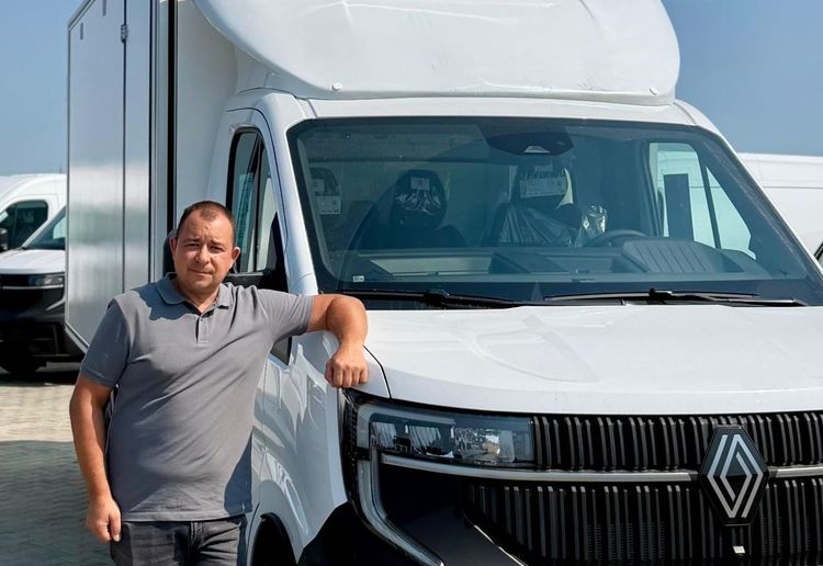 Seria LCV Renault pentru afacerea ta. Paul Turcanu, director executiv MTM Techno Group, unul dintre cei mai mari carosieri Renault din România: „Dezvoltăm propriile soluții, facem integrarea pe vehicul” FOTO