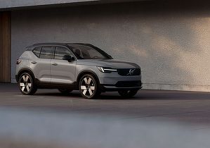 FOTO Cele mai populare familii de modele, la nivel de design și software, ale Volvo primesc îmbunătățiri