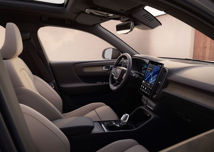 FOTO Cele mai populare familii de modele, la nivel de design și software, ale Volvo primesc îmbunătățiri