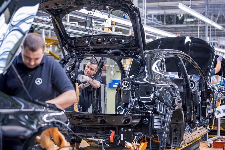 FOTO Noul SUV al Mercedes-Benz a intrat în producție. Cât costă în România modelul Mercedes-Benz GLA