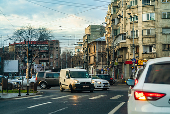 ULTIMA ORĂ Interzis la circulație și staționare în orele de vârf pentru mașinile de marfă și curierat în București - Proiect
