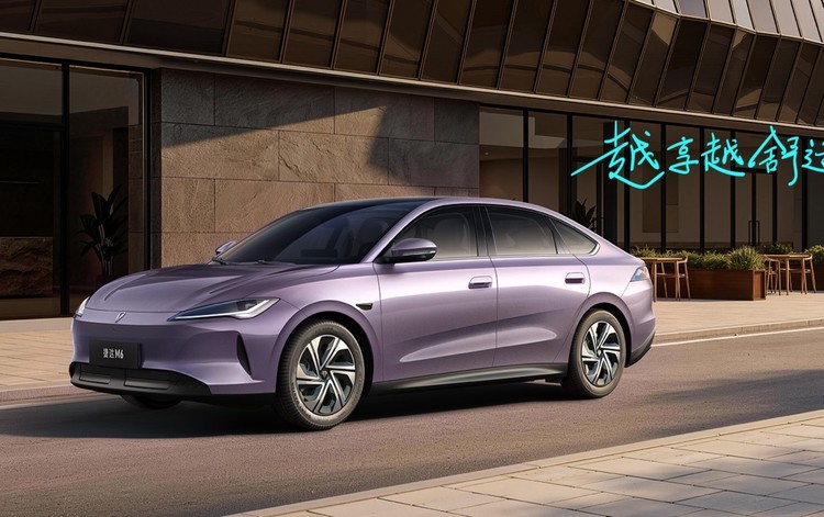 FOTO&VIDEO Vândut la preț de Logan. Produs în China și inspirat din Tesla Model 3. Noul VW Jetta se vinde la preț special