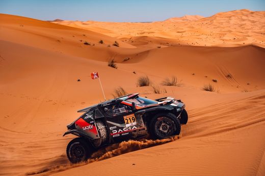 Cu momente dramatice, prima victorie Dacia în Raliul Marocului. Sebastien Loeb a câștigat a treia etapă