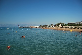 Două zboruri pe săptămână spre Antalya de la Arad, lansate de agenții de turism