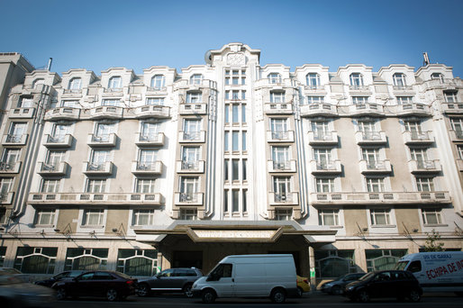 EXCLUSIV GALERIE FOTO Hotelul Lido, emblemă a Bucureștiului, a fost modernizat și, după 9 ani, va fi redeschis de Ziua Unirii. Cum arată hotelul refăcut