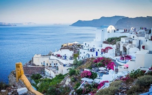 FMI: Turismul va afecta semnificativ evoluția economiei Greciei în 2020