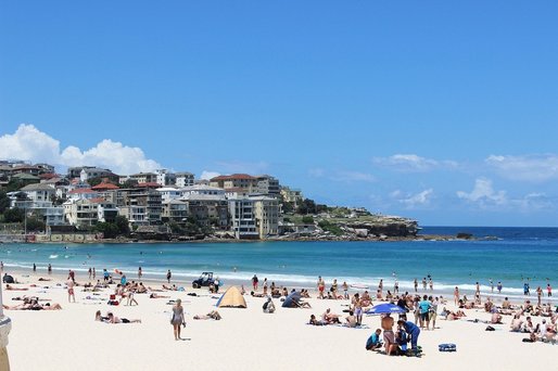 Australia amenință că îi deportează pe turiștii petrecăreți