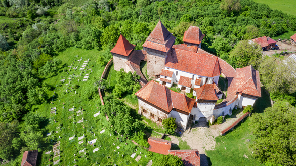 FOTO 7 destinații turistice din România care nu erau populare acum 20 de ani. Prețurile la cazare