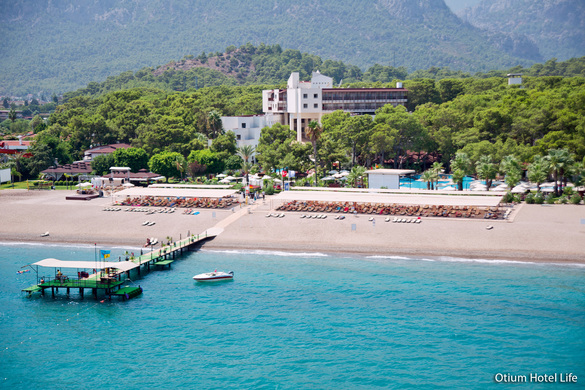 FOTO Nou jucător - Holdingul turc OTI, având în portofoliu inclusiv hoteluri, intră în România cu brandul Coral Travel