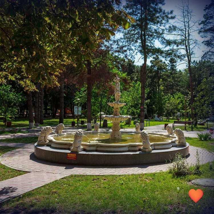 30 de locuri, gusturi și tradiții care transformă Turul României într-o vacanță prin România și Republica Moldova