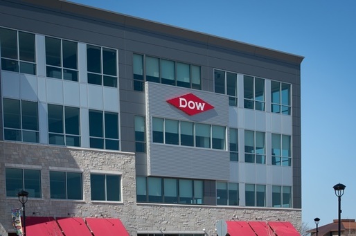 Dow Chemical desființează 4% din locurile de muncă în contextul fuziunii cu DuPont 