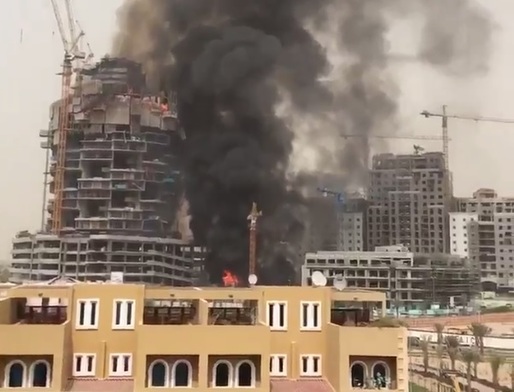 O altă clădire ia foc în Dubai