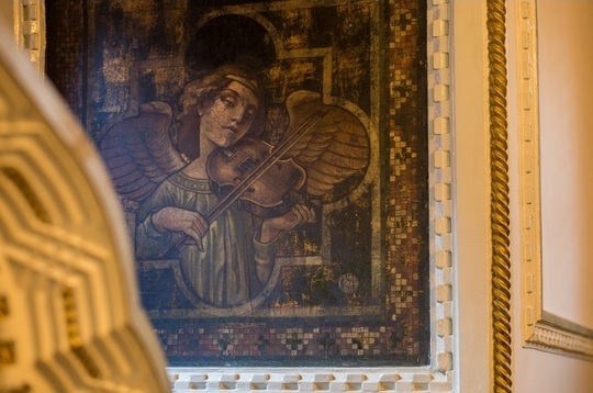 FOTO Vila Aurel Mincu, în stil neoromânesc cu influențe bizantine, scoasă la licitație de la 3,4 milioane de euro