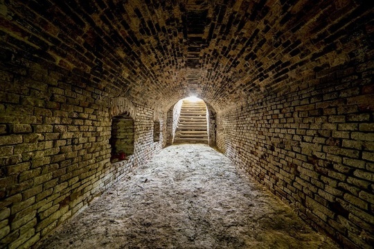 FOTO Castelul Cantacuzino-Ghica Deleni și două conace din Moldova, scoase la vânzare