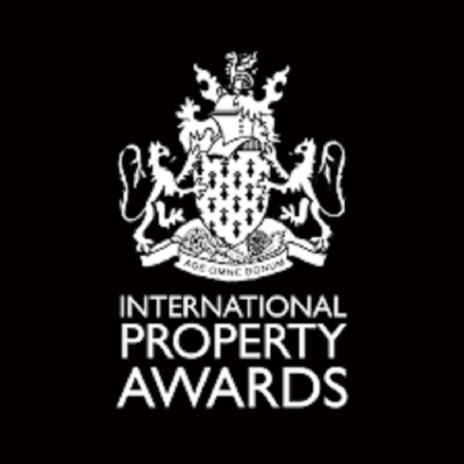 International Property Awards, ce înseamnă licența, Galele de la București și Londra și trofeul
