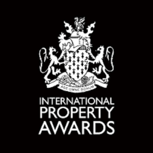 International Property Awards, ce înseamnă licența, Galele de la București și Londra și trofeul