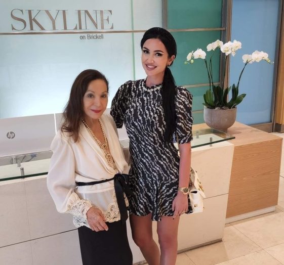 Evangeline Gouletas, fondator și CEO al Skyline Equities Realty si Andreea Popa, fondator si CEO Emax Real Estate