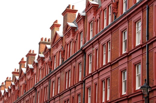 Marea Britanie: Prețurile locuințelor înregistrează cel mai sever declin anual din noiembrie 2012