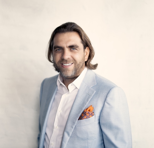 Lucian Azoiței, CEO Forty Management.