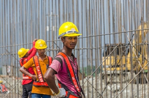 EXCLUSIV Construcții Erbașu își face firmă de recrutare de muncitori imigranți, după ce a constatat că angajații asiatici fug în Vest. "Din păcate, muncitorii asiatici sunt foarte volatili, plimbăreți."
