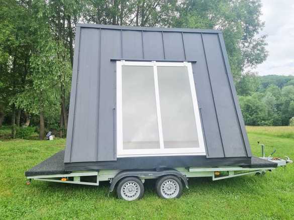 FOTO 6.000 de euro, cea mai ieftină casă de vacanță din România prezentă la Tiny House Festival, primul festival de locuințe mobile din Europa Centrală și de Est