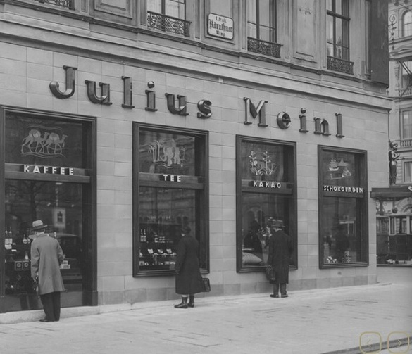 CONFIRMARE FOTO Istoricul hotel Ambasador - închis pentru un amplu proces de renovare, după achiziția sa de către celebra familie Julius Meinl