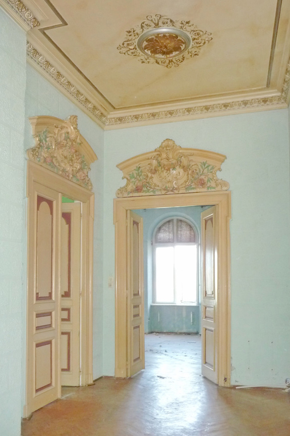 FOTO Una dintre clădirile emblematice din București, cumpărată de Primăria Sectorului 1
