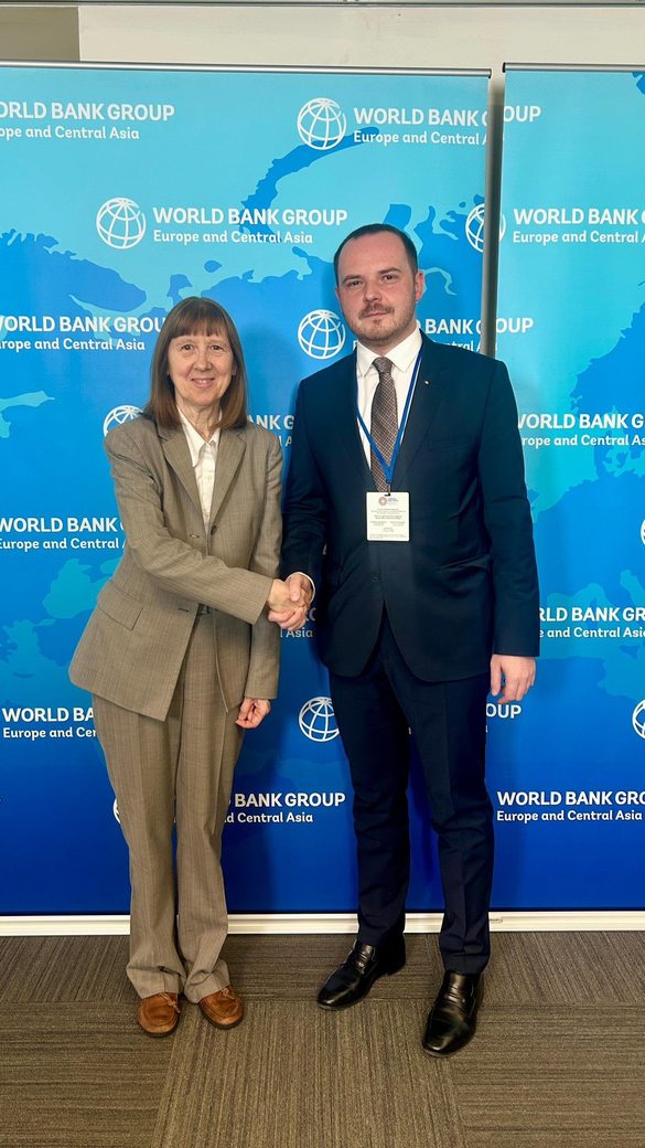 FOTO Ministrul Sǎnǎtǎții anunță din SUA, după discuții la Banca Mondială, construcția unui nou spital de arși pentru adulți în Capitală