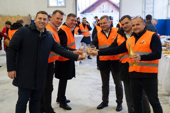 VIDEO&FOTO Un nou brand pe piața materialelor de construcție din România. EuroZid a inaugurat noua fabrică, cu ținta de a deveni unul dintre cei mai de încredere furnizori