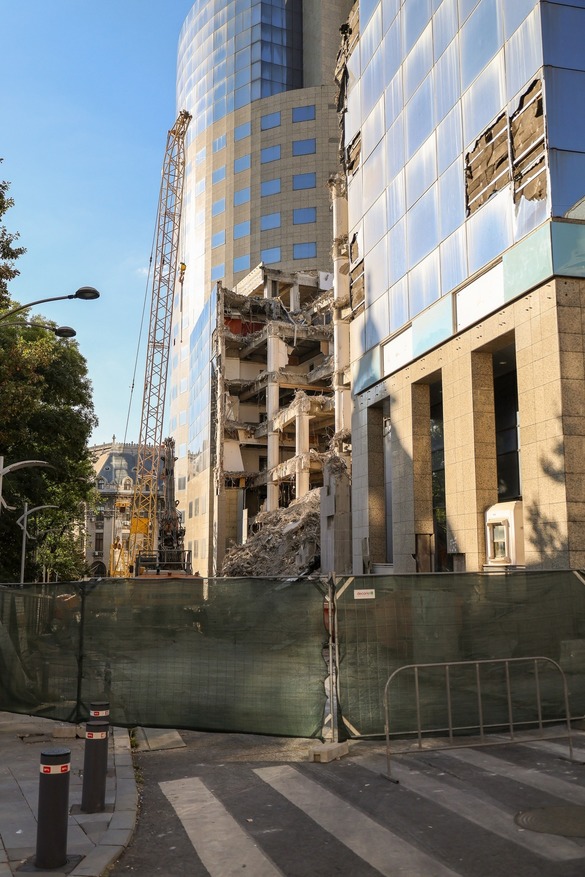 FOTO Fostul Bancorex, la pământ. Proprietarul AFI Cotroceni pregătește AFI Central Tower