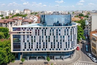 EXCLUSIV Grupul imobiliar al lui Shimshon Younger scoate la vânzare o clădire de birouri din centrul Bucureștiului