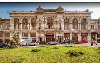 VIDEO&FOTO Palat celebru din București, cu 43 băi și 110 camere, la vânzare. Palatul Bragadiru este ofertat