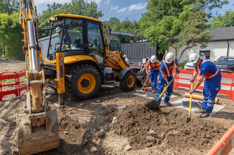 FOTO Bucureștiul se apără de inundații și construiește trei bazine uriașe de retenție a apelor pluviale