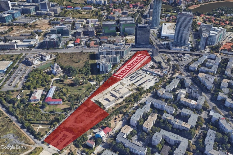 Terenul de pe strada Pipera, 55 Terenul de pe strada Pipera, 55