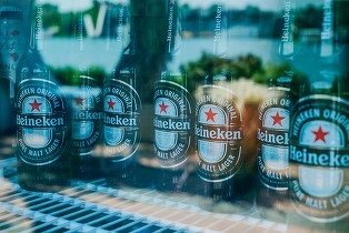 Afacere în România cu furnizor Heineken. Salame Badr, fost acționar al Universității Craiova, vinde un sfert din afacerea sa de bază unui furnizor Heineken. Noul acționar închiriază un depozit pentru fabrica de bere din Craiova