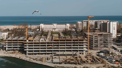 FOTO Surpriză lângă Rex Mamaia. Rudele lui Radu Mazăre și Nicușor Constantinescu sprijină financiar proiectul rezidențial premium al dezvoltatorului Ramazan Gur
