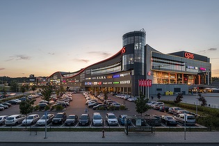 Cel mai mare investitor imobiliar din România anunță vânzarea centrului comercial Ozas din Vilnius, marcând ieșirea din regiunea Baltică