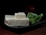 Justiția europeană a interzis Danemarcei să comercializeze brânză \'\'feta\'\'