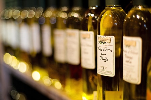 Uleiul de măsline, produs de lux în Spania, cel mai mare producător din lume: Sticlele, blocate cu antifurt în magazine
