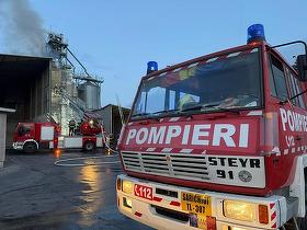Incediu puternic în Tulcea la un uscător cereale VIDEO