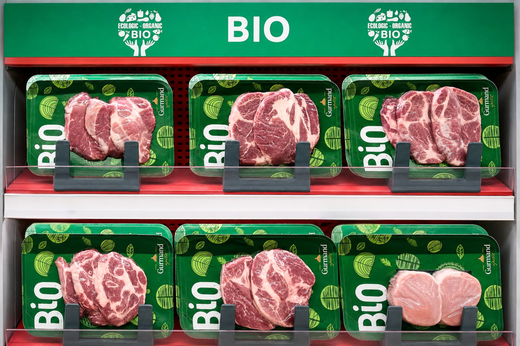 Carnea bio din România: producție redusă, costuri mari și un consum încă timid