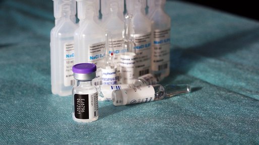 Comisar european: UE va compensa întârzierea livrărilor de vaccinuri AstraZeneca cu ajutorul Pfizer
