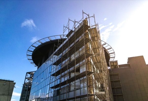 FOTO Anul acesta va fi finalizat primul centru de arși grav construit în România după Revoluție, spune ministrul Sănătății