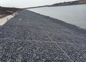 Tranzacție cu efect în România. Officine Maccaferri preia Iterchimica
